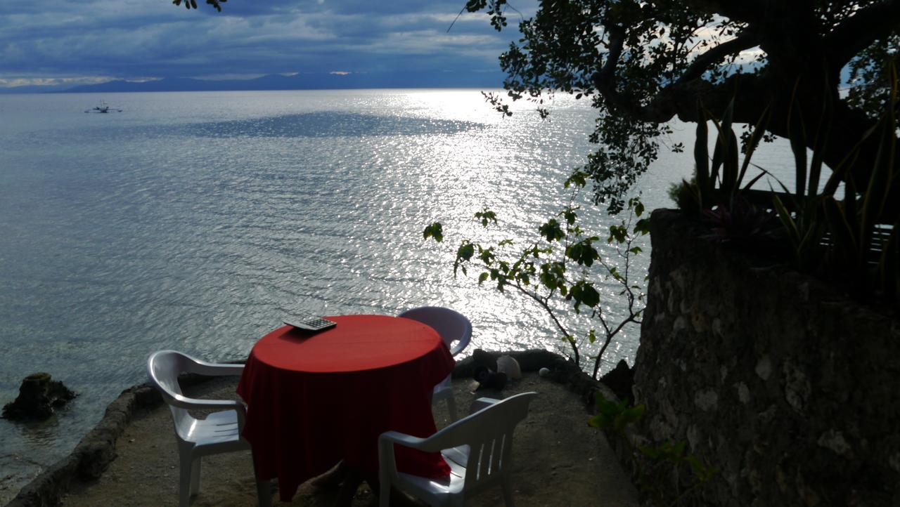 Moalboal T Breeze Coastal Resort Exterior foto